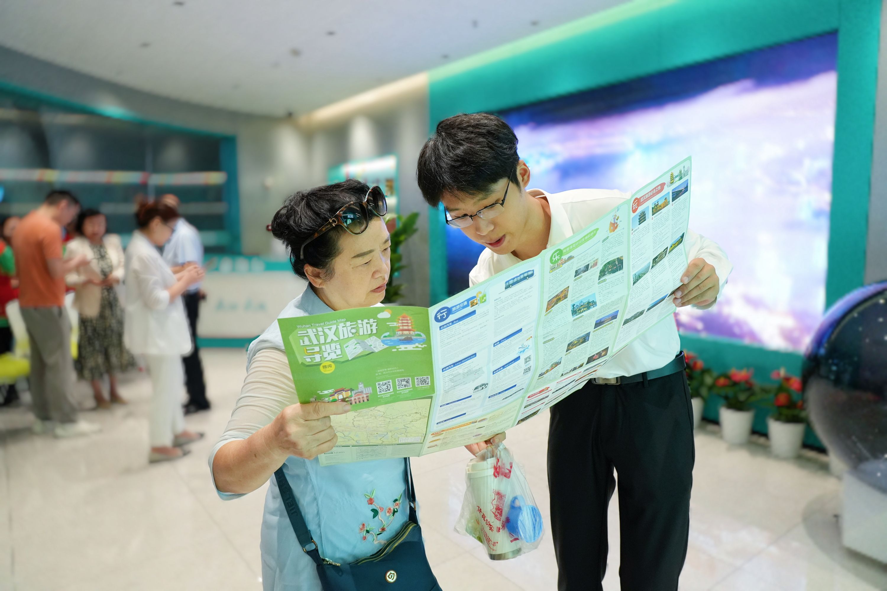 武漢站旅游信息咨詢中心啟動開放，助力游客暢游江城